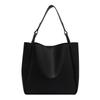 Retro Chic Large Capacity Single Shoulder Water Bucket Bag For Office And Casual