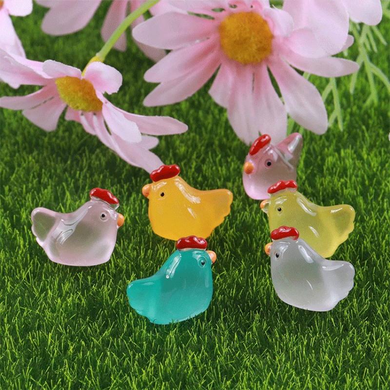 10pcs Luminous Mini Roosters Fairy Garden Miniature Figures Tiny Chick Resin Handicraft Micro Landscape Dollhouse Decoration