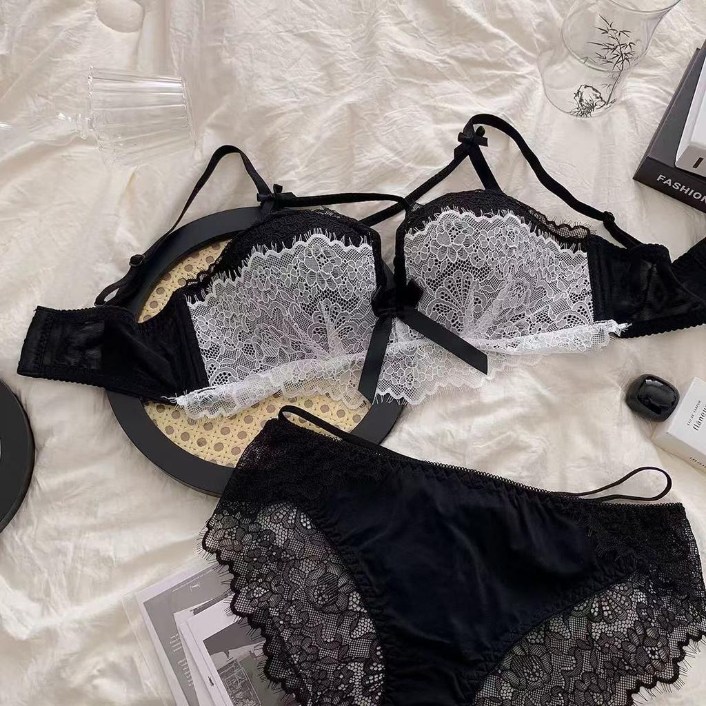 Sexy gather thickened and show large hollow lace bra new small fragrant style pure desire style set