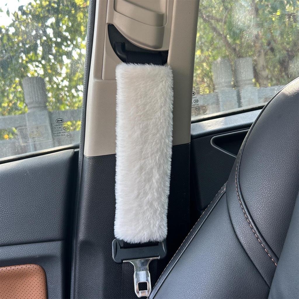 Winter Plush Car Seat Belt Shoulder Pad - Anti-Wear, Soft, Stylish, Feminine