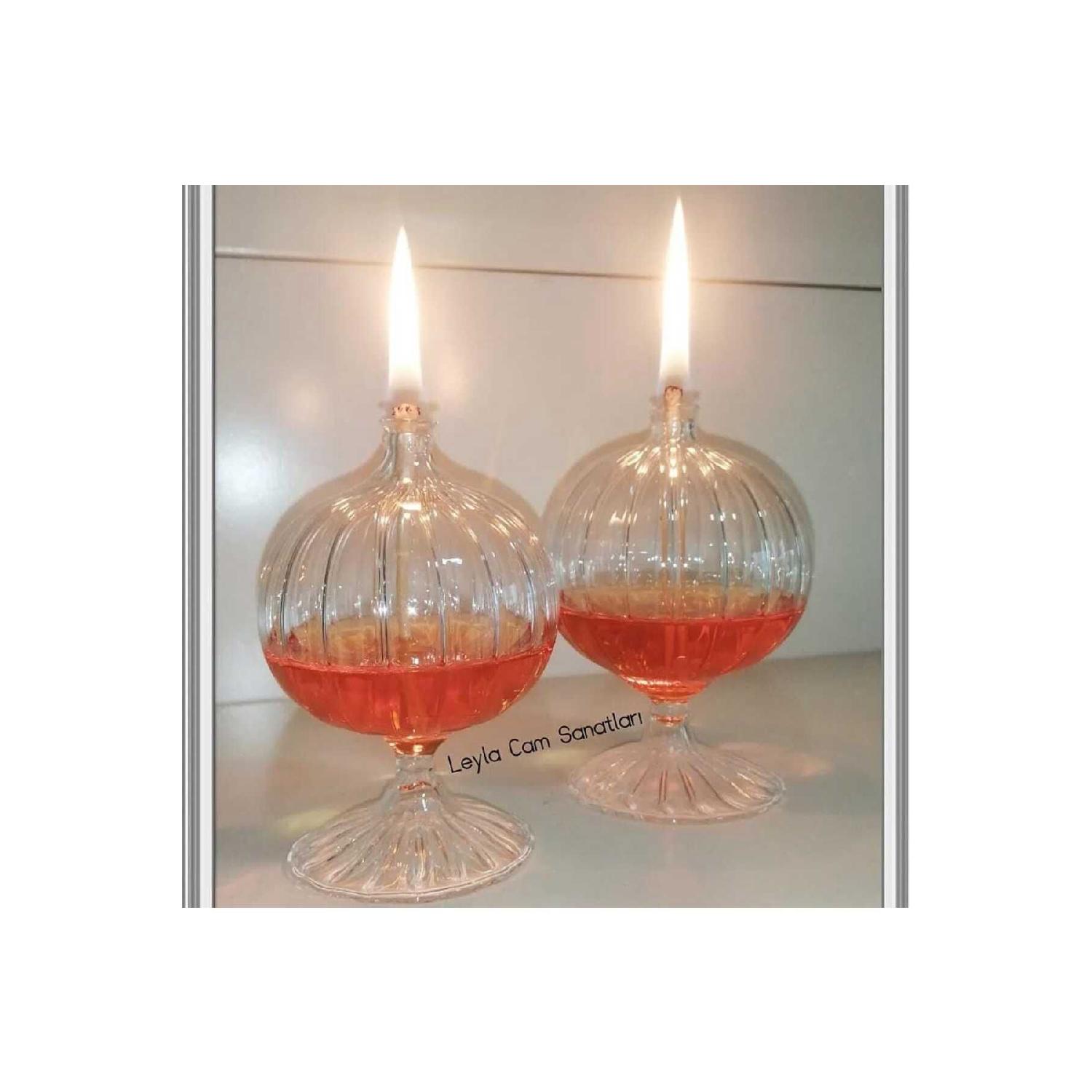 

Лампа из дутого стекла с воздушным шаром на 2 коротких ножках и ламповым маслом на 200 мл оранжевый