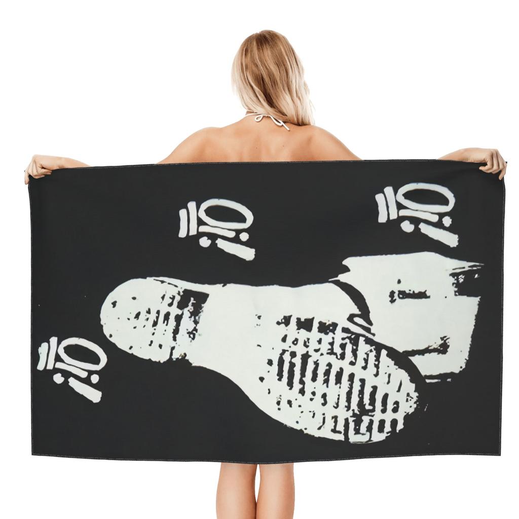 Oi! Punk Boot Print Beach Towel Patterned Sunscreen And Windproof Suitable For Swimming Pool Camping Travel Blanket