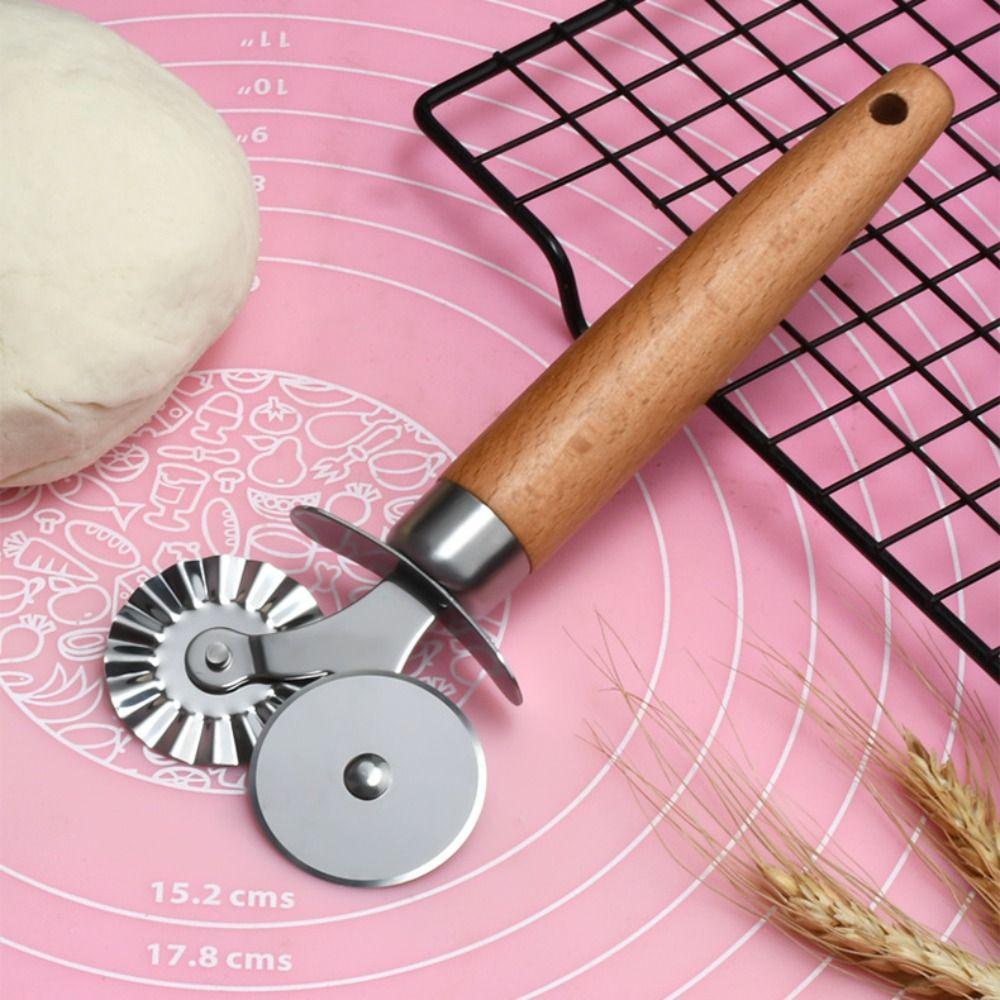 Double Wheel Ravioli Mold Wooden Handle Pasta Cutter Practical Dumpling Mold Baking Tool
