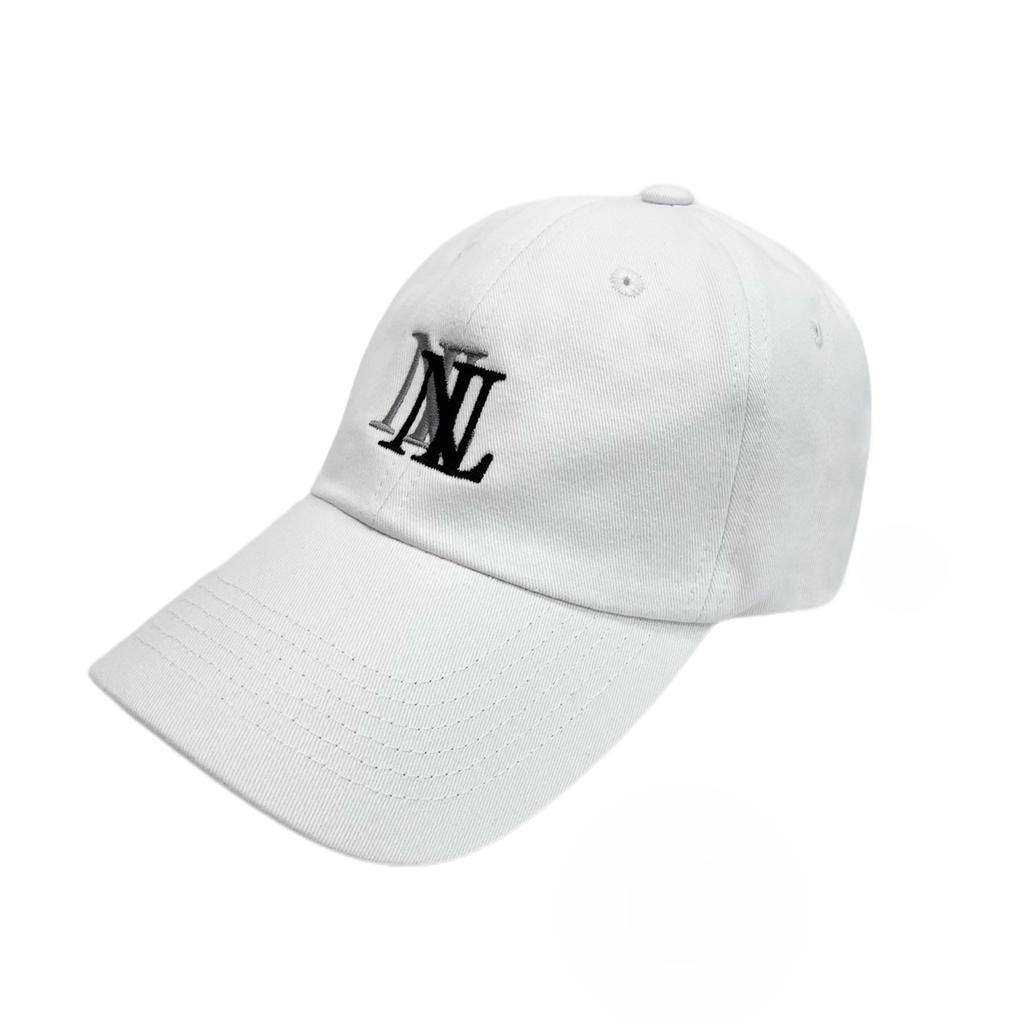 Nubelleumieleu Double Logo White Ball Cap
