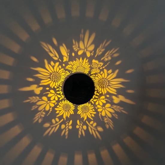 Decorative Solar Lights Metal Hollow Pattern Outdoor Step Wall Lights Weather-Resistant Landscape Lamp Waterproof Fence Lights for Garden Post Patio