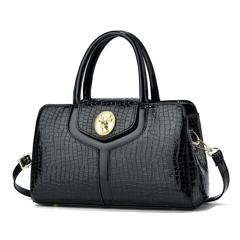 Chic Large Capacity Womens Tote Bag Stylish Shoulder Handbag With Crocodile Pattern For Everyday Use