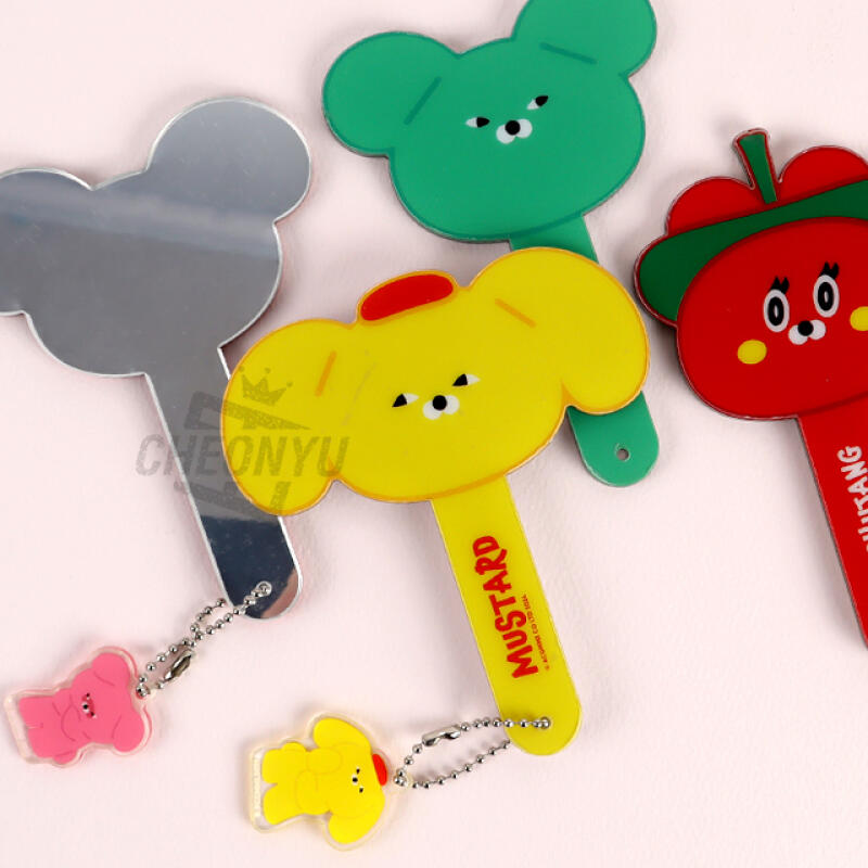 

[Genieland] Wasabi Bear Acrylic Hand Mirror (Random Delivery) Single product