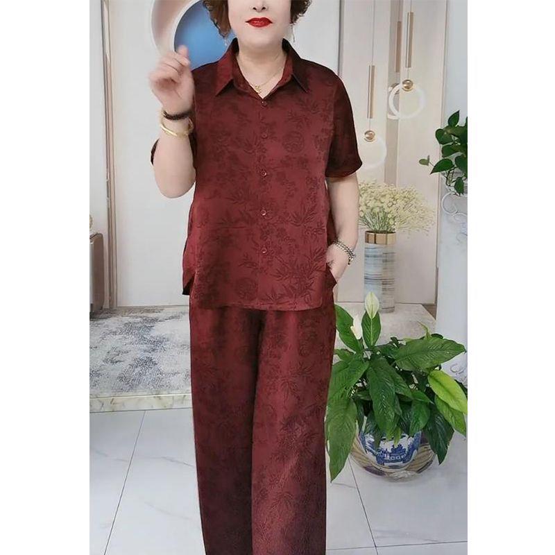 

Elegant Summer Casual Two-Piece Set for Mature Women: Short-Sleeved Shirt and Slimming Pants 2XL for 115-130 lbs