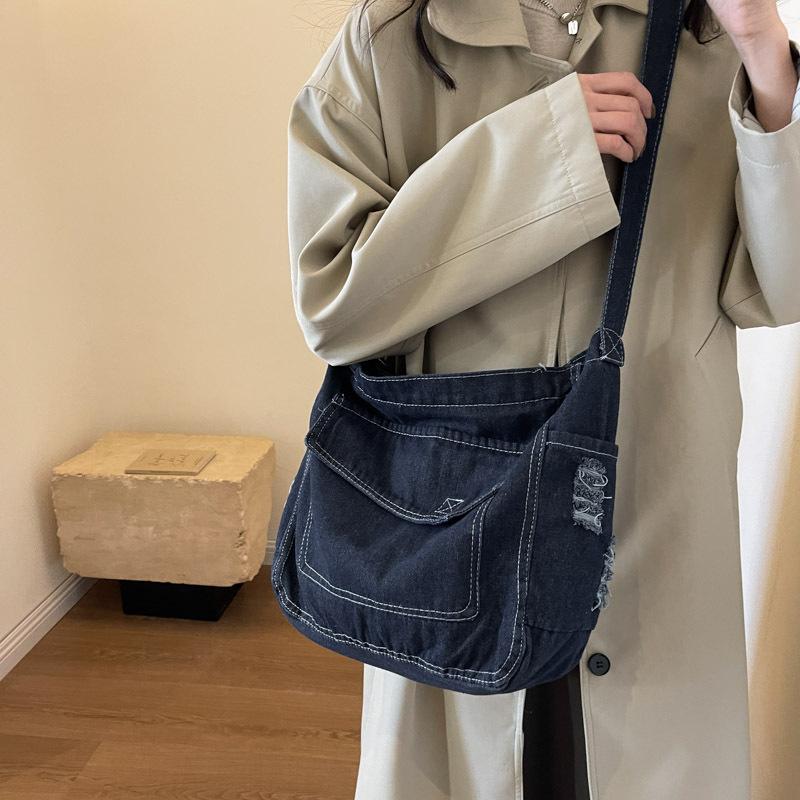 College Students Take Classes, Denim Tote Bags, Literary and Large-capacity Women's Bags, Casual and Versatile Shoulder Messenger Bags.