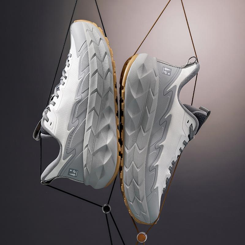 

Уличные походные кроссовки на платформе мужские и женские дышащие нескользящие легкие с хорошим сцеплением износостойкие внедорожные ботинки 44