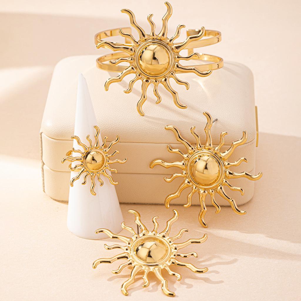 Fashion  Jewelry Set Bracelet Earrings Ring For Women Ladies