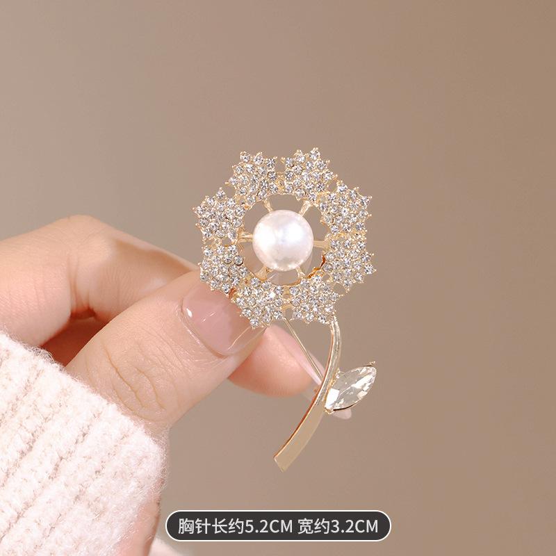 

Брошь «Одуванчик с жемчугом» Женская высококлассная темпераментная универсальная высококлассная элегантная изысканная брошь-булавка пальто с аксессуарами одуванчиковый