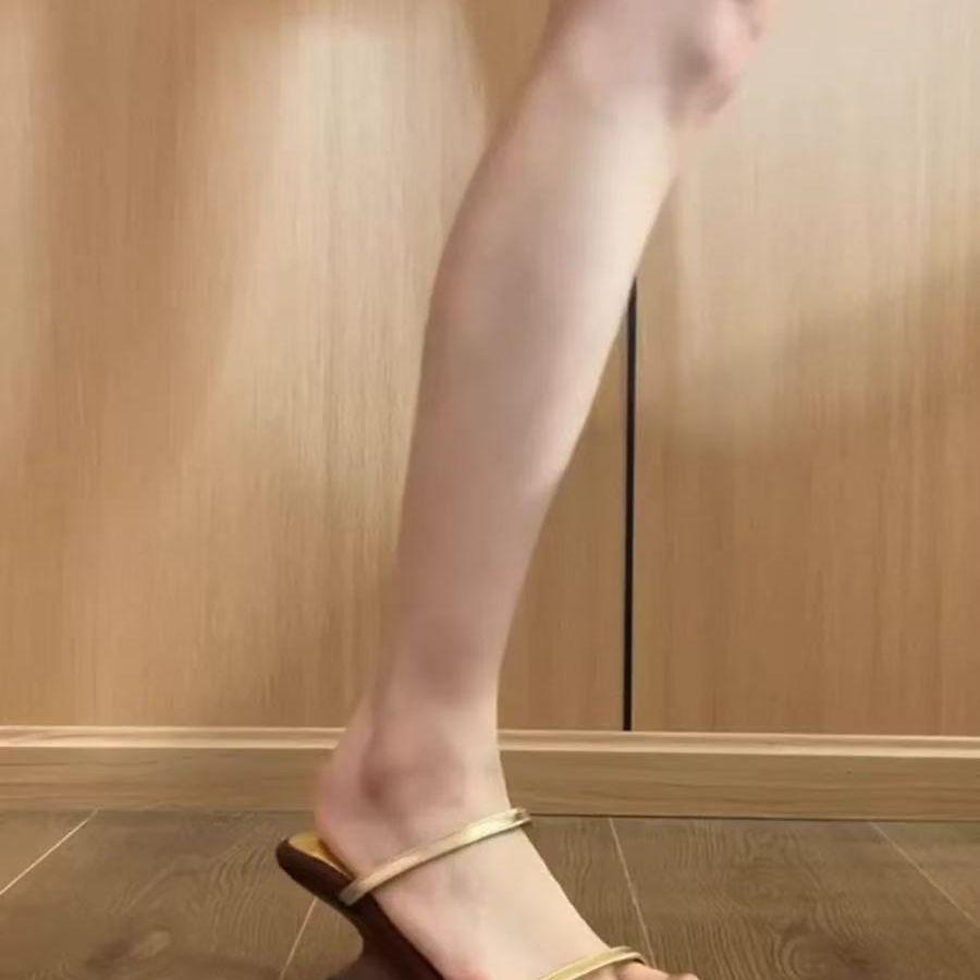 Internet Celebrity Beautiful Slope Heel High Heel Small Cool Slippers Women 2025 Summer Wear Foreign Style High Sense Gold Word with Sandals