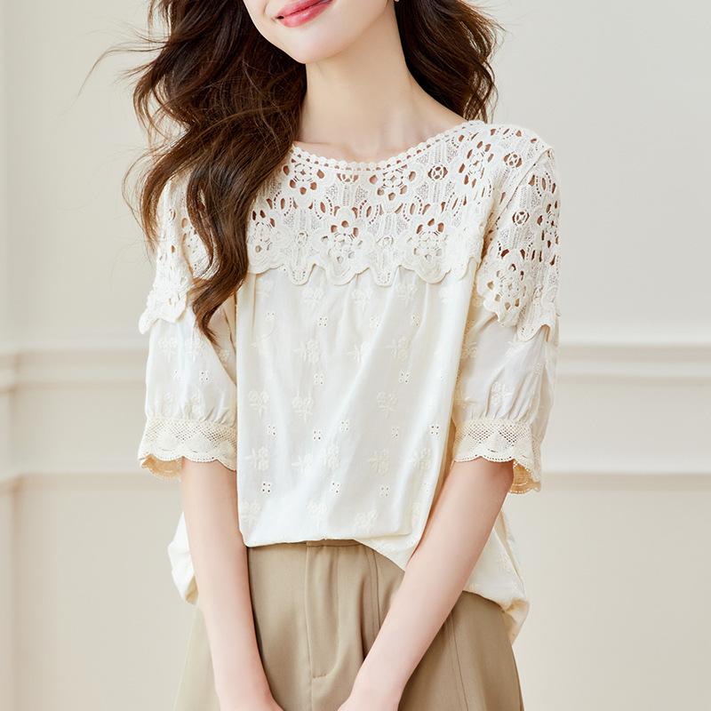 Lace Hollow Short-sleeved Top for Women In Summer Latest Design Niche Top Chic Top
