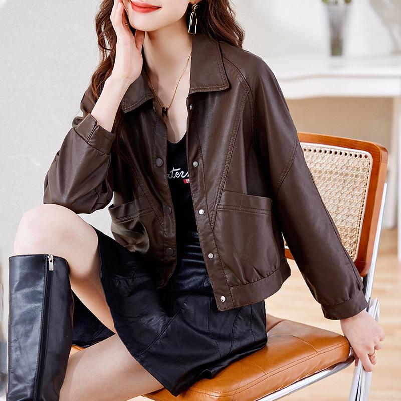 2025 Herbst/Winter Damen Trendige Kurze Schafslederjacke