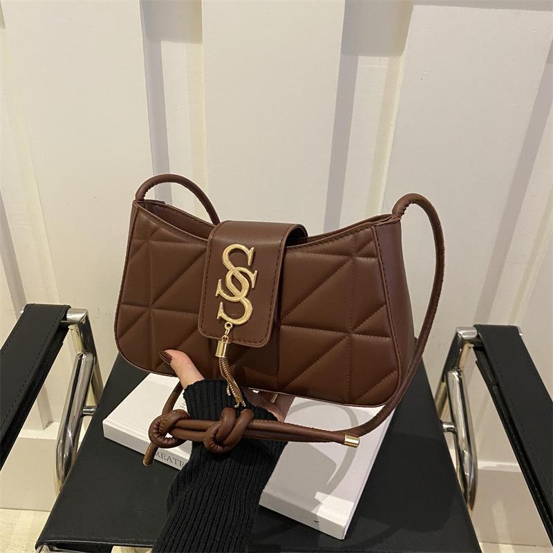 

Rhombus niche design personalized simple armpit bag women s autumn new versatile atmosphere fashion casual shoulder bag
