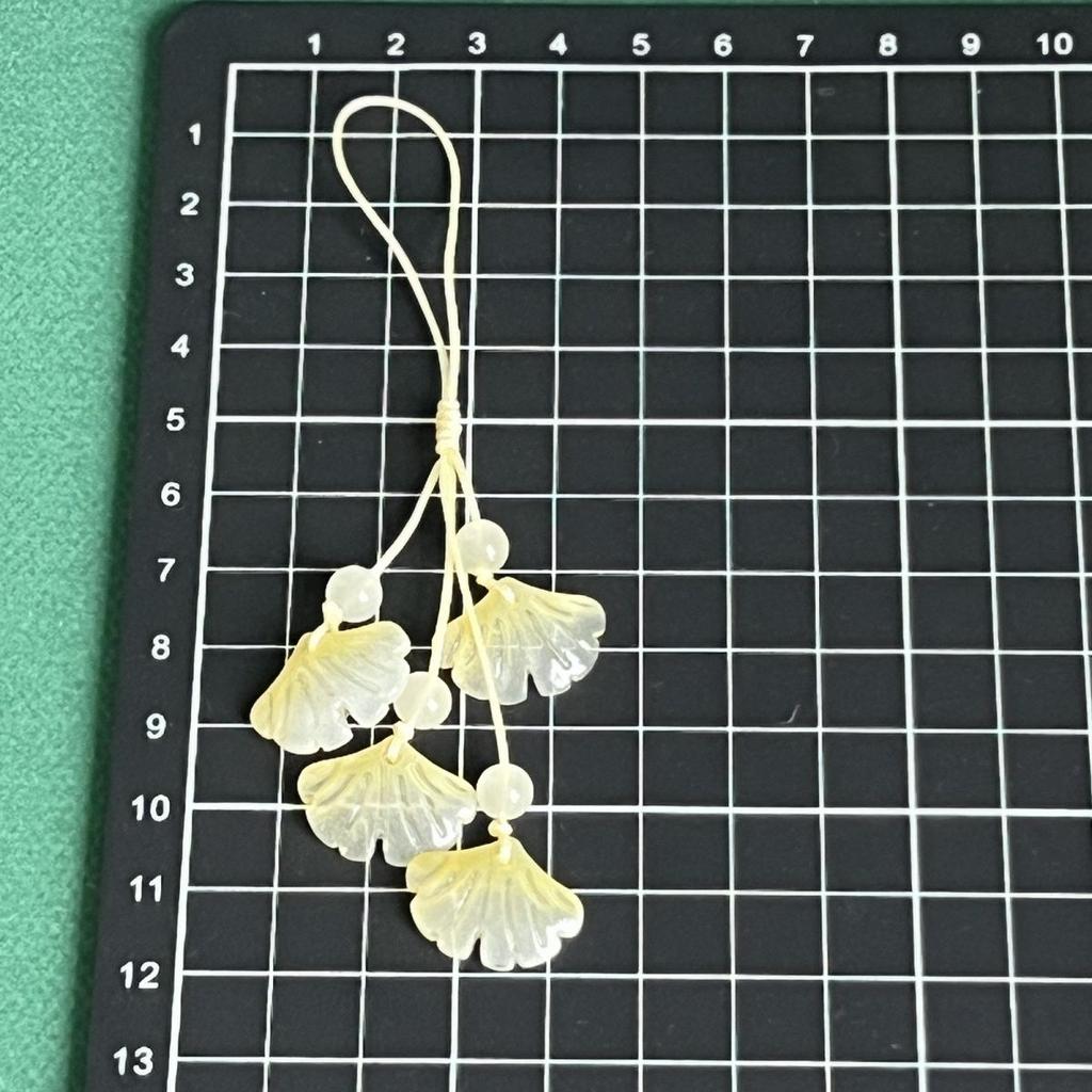 Handmade Ginkgo Leaf Phone Charm Yellow Resin Beaded Wrist Strap Cute Aesthetic Phone Chain Lanyard Bag Key Pendant Gift