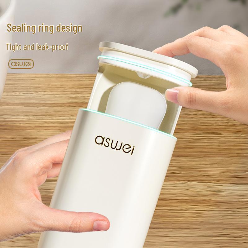 Compact Travel Soap Box with Lid and Draining Feature