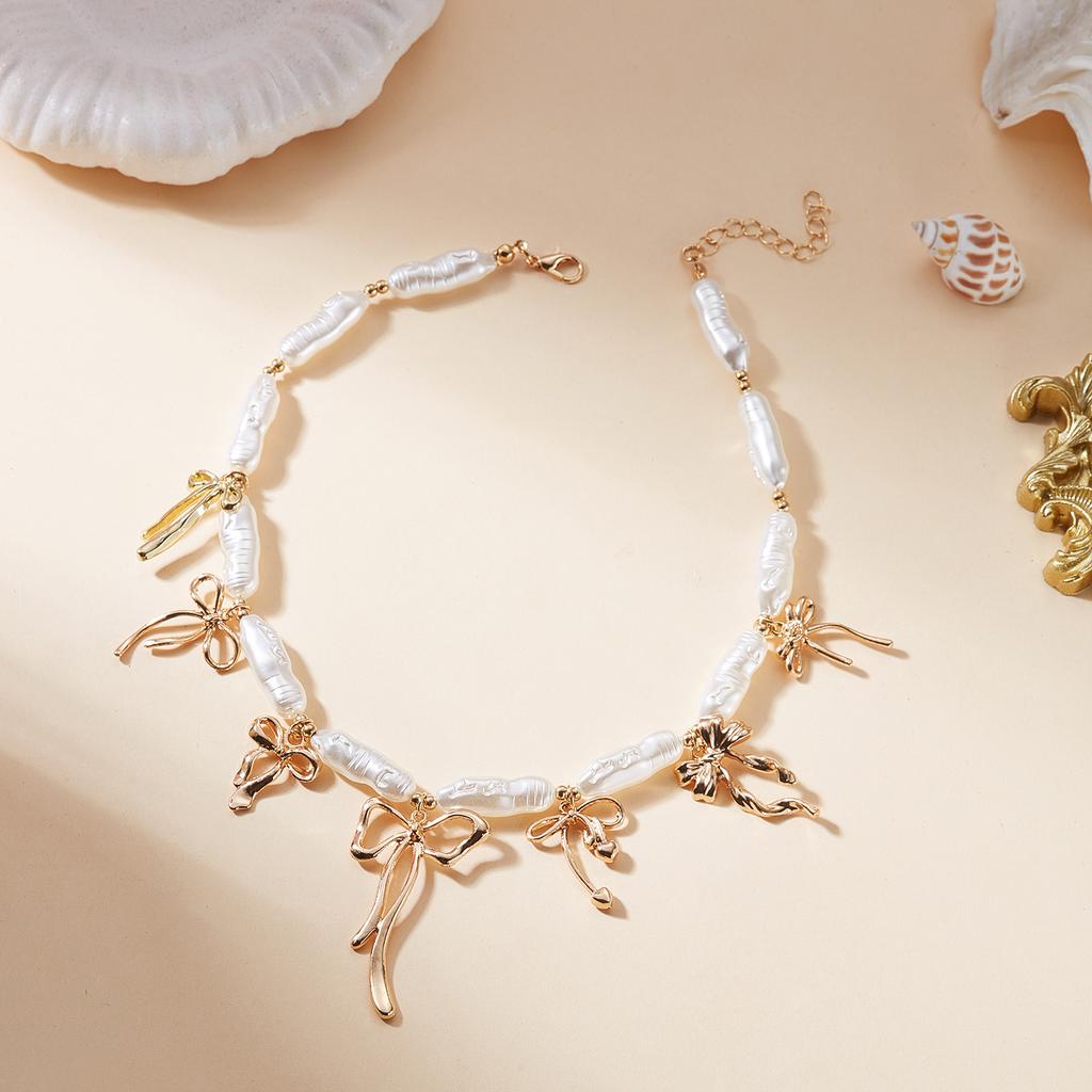 Jewelry 2-piece set: Cross-shaped faux pearl necklace set, personalized and simple handmade beaded choker for women