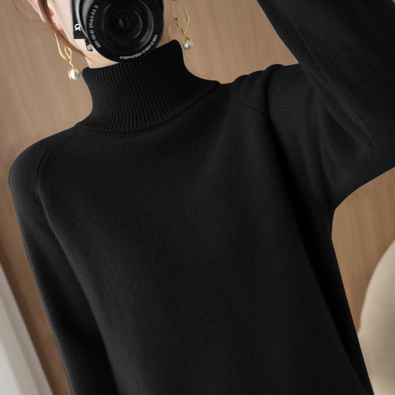 

Женский свитер с высоким воротом и реглановой вязкой - внутренний слой осень/зима L