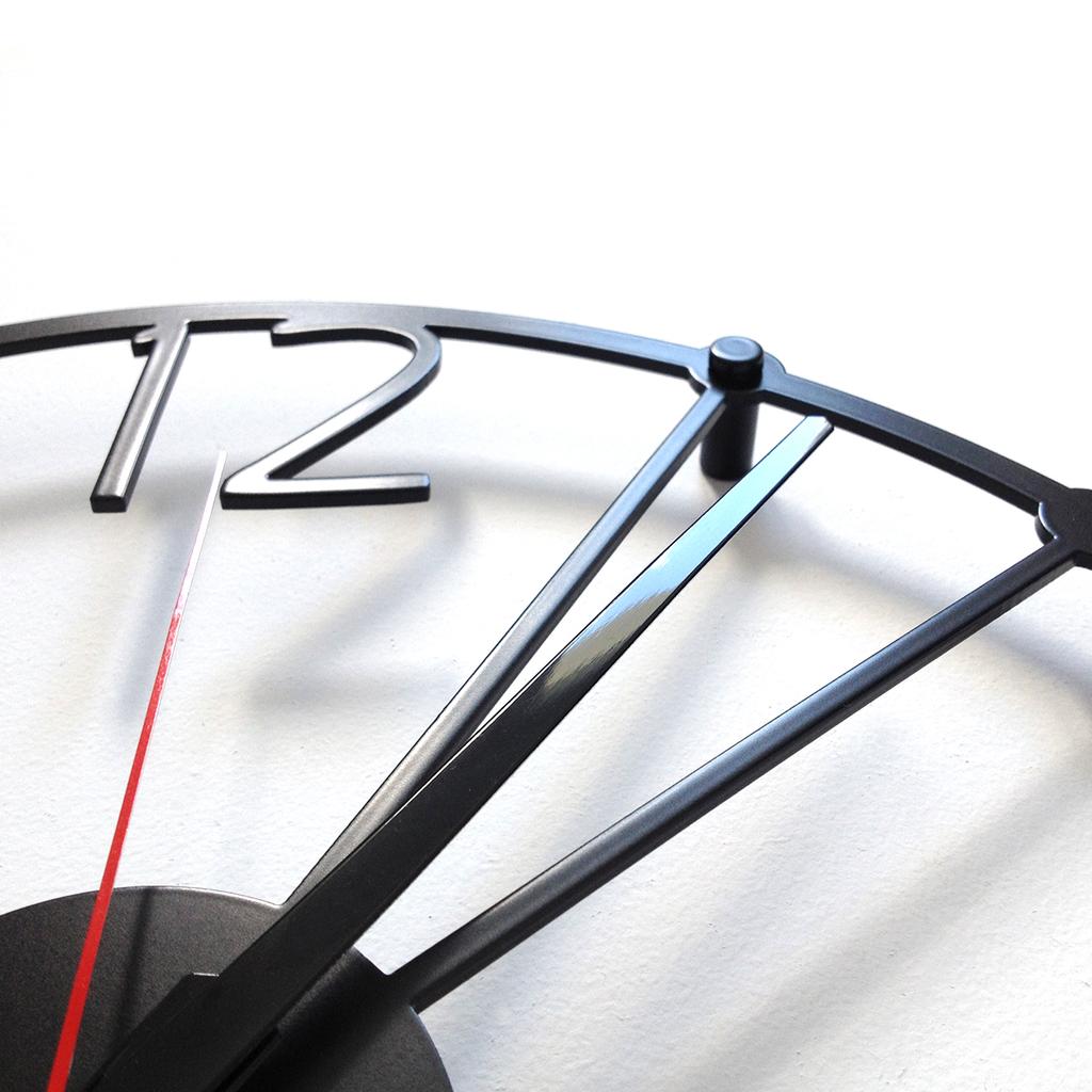 Decorizzly® Gent Wall Clock