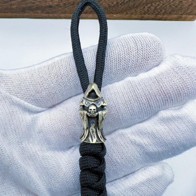 Unique Light Weight Undead Shape Lanyard Bead Outdoor Tool Hanging Charm Unique Parachute Cord Bead Easily to Use