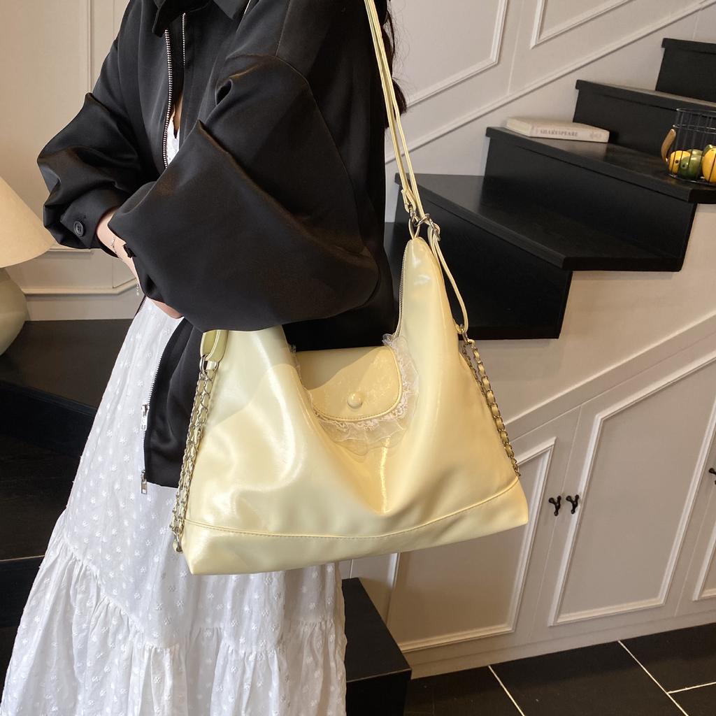 Large Capacity Women's Bag New Casual Versatile Fashion Handbag Commuter Backpack