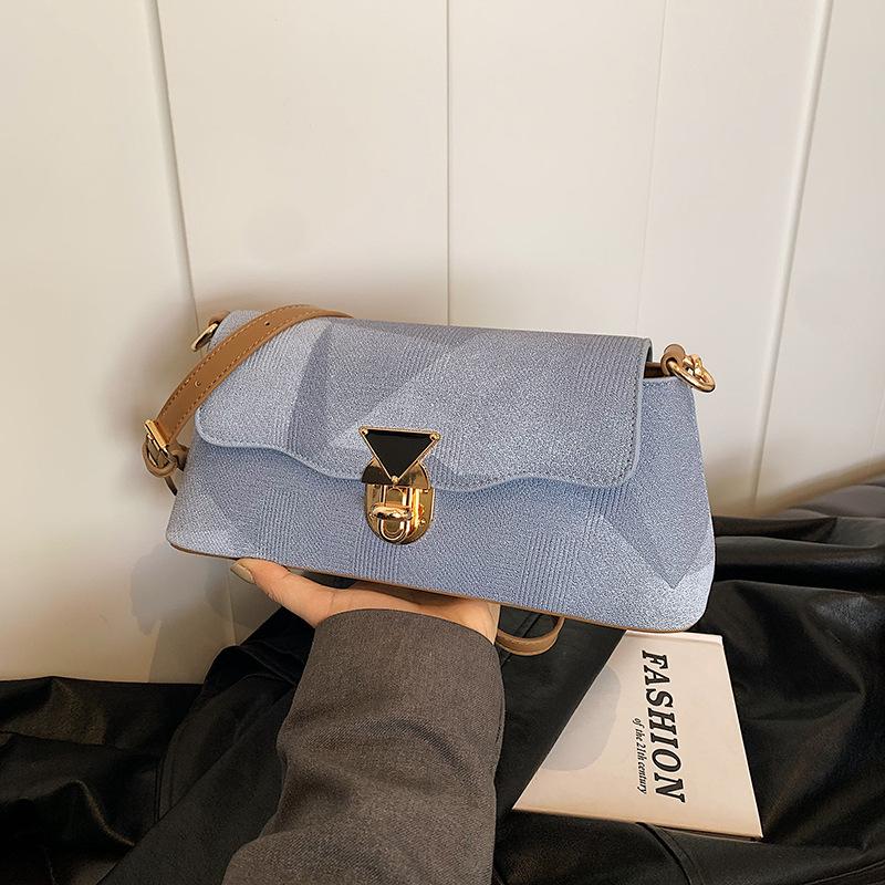 

Дизайн сенс универсальная модная сумка через плечо с замком женская летняя новая 2024 простая сумка-багет повседневная сумка-мессенджер синий