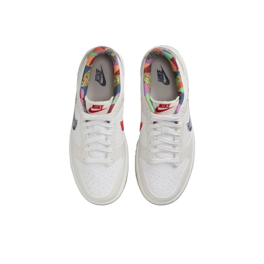Nike Tênis Dunk Low GS Multicolor Paisley Infantil Branco Difuso-Azul Mystic-Vermelho FN8913-141