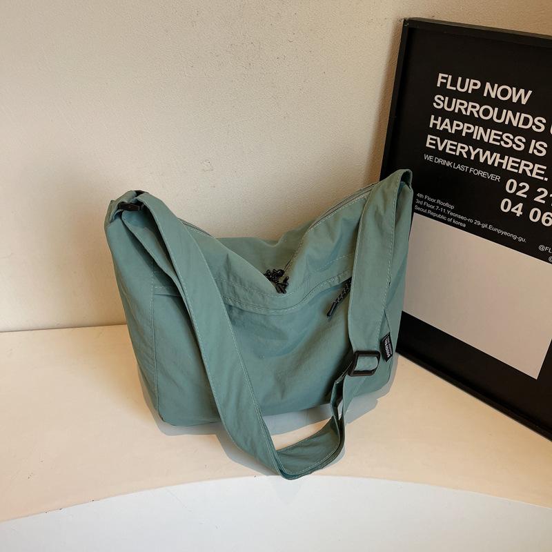 2025 New Casual Cloth Bag, Foreign Lazy Style Bag, Women's Shoulder Crossbody Niche Design Commuter Tote Bag