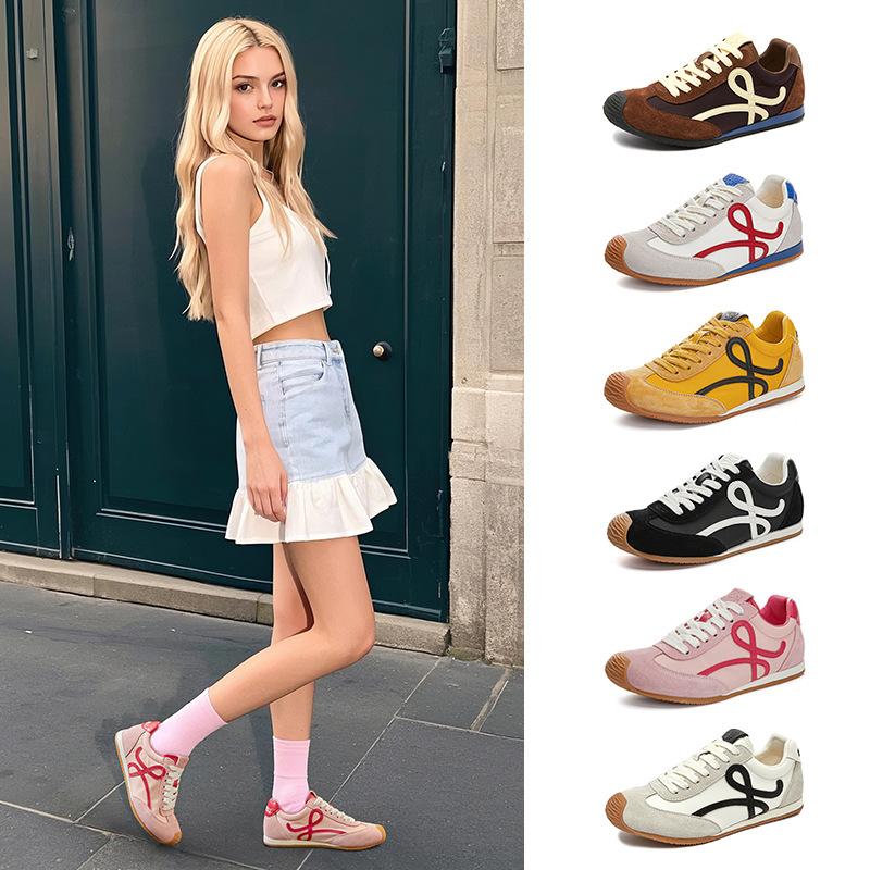 

Leather women s new flat-bottomed sports little white shoes women s retro waffle shoes are versatile 35