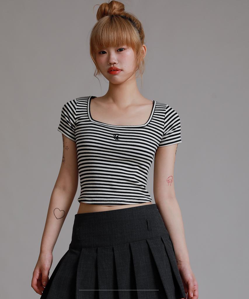 LIKE THE MOST Striped Square Neck Half T-Shirt_Black