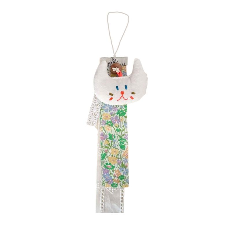 

Charming Rabbits Cats Cloth Art Decoration Fabric Rabbits Cats Figures Pendant for Creative Window Wall Dressing