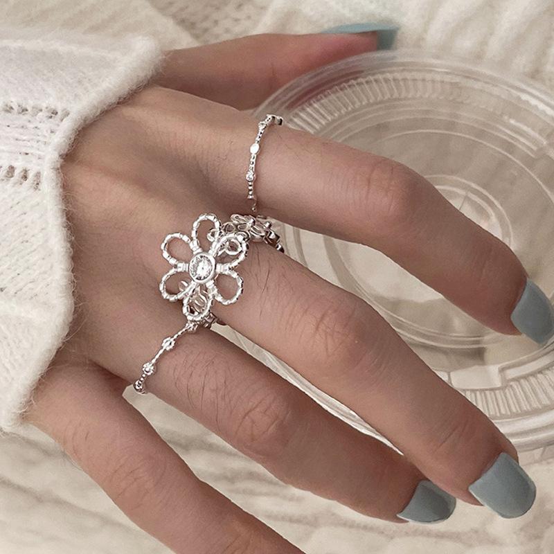 Sweet Cool Wind Empty Flower Opening Ring Female Niche Design Sense Simple Personality Fashion Versatile Ring Ring