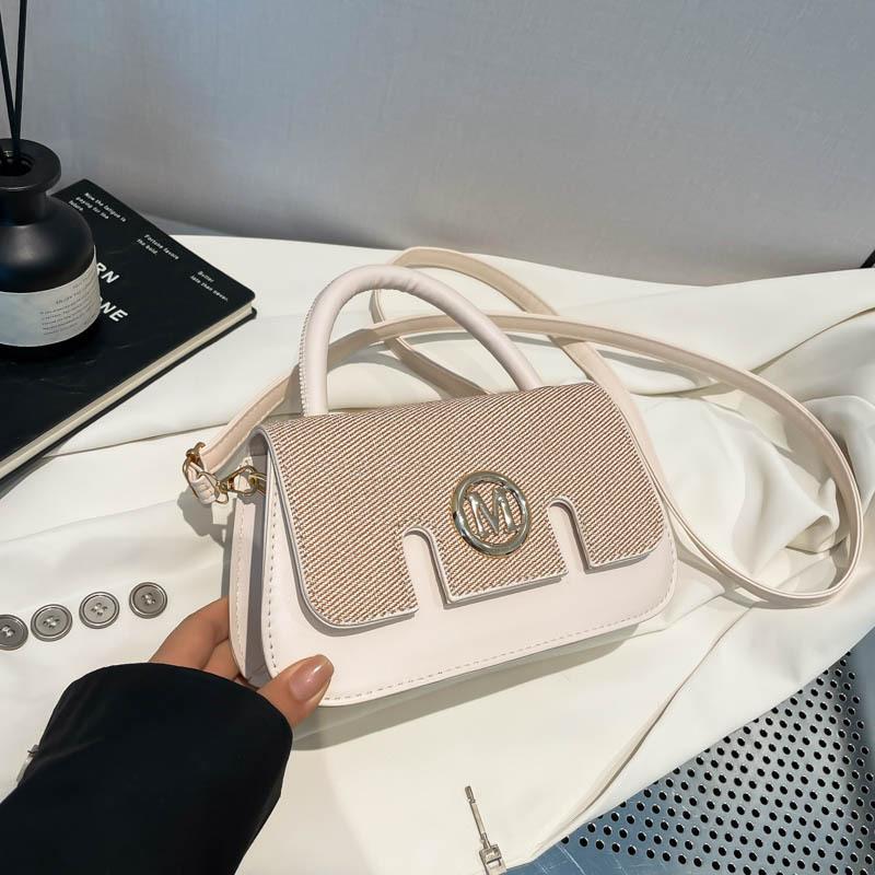 2025 Summer Popular Design Sense Niche Leisure High Sense Temperament Hand Bag Temperament Shoulder Messenger Bag