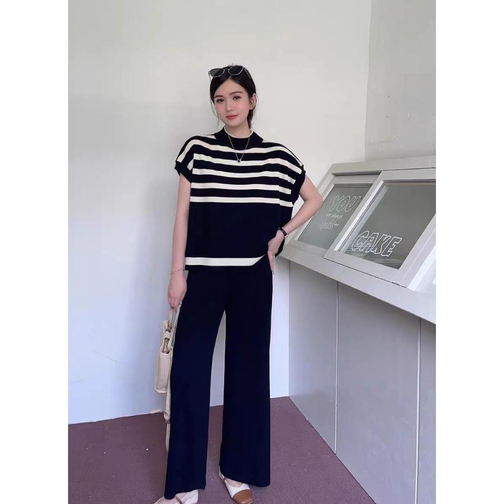 Simple High-end Fashion Niche Striped Knitted Vest Top Fashion Slim-fitting Wide-leg Pants Women
