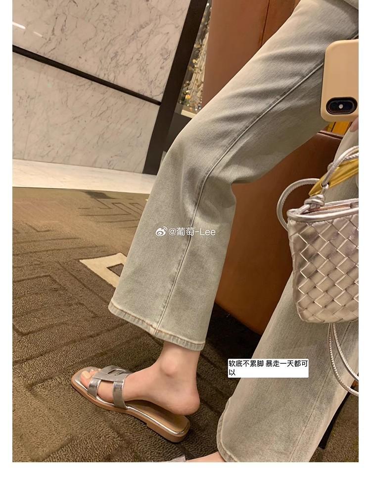 hollowed out and thin square head soft bottom versatile flat bottom one word beach wear leather slippers female summer