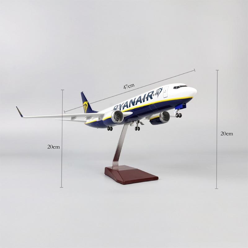 737-8 B737 Model Airplane Ryanair Ireland Airlines with Landing Gear Wheels Lights Resin 47CM Aircraft Model Collectible