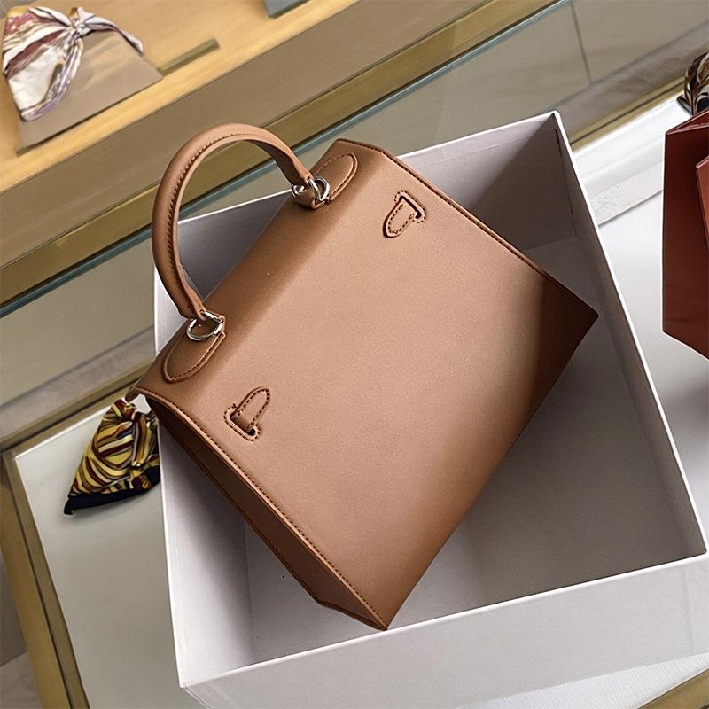 2026 European Retro Silver Buckle Kelly Bag - High Quality Women's Single Shoulder & Handheld Bag for Daily Commute