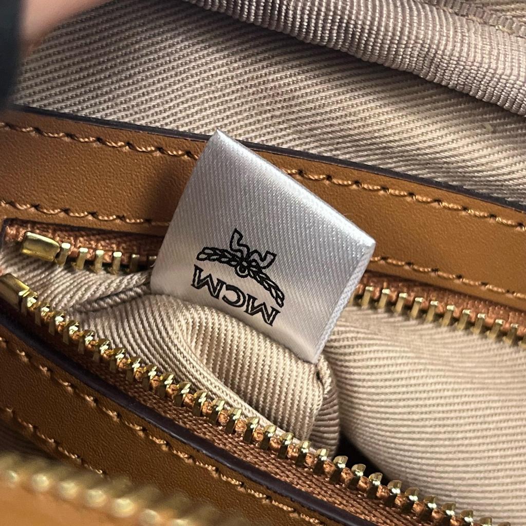 [Pre-Owned] Visetos Classic Canvas Camera Bag - Very Good #13UWE56