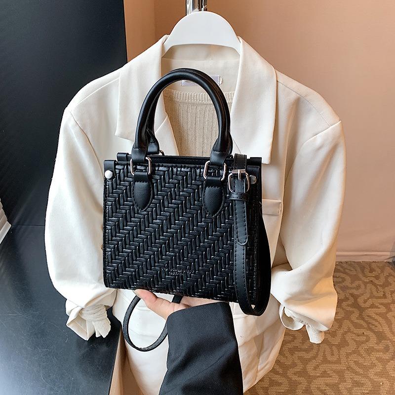 Handbag Casual Bag New Trendy Shoulder Bag Large Bag Textured Women's Bag Crossbody Bag Women's Bag Handheld