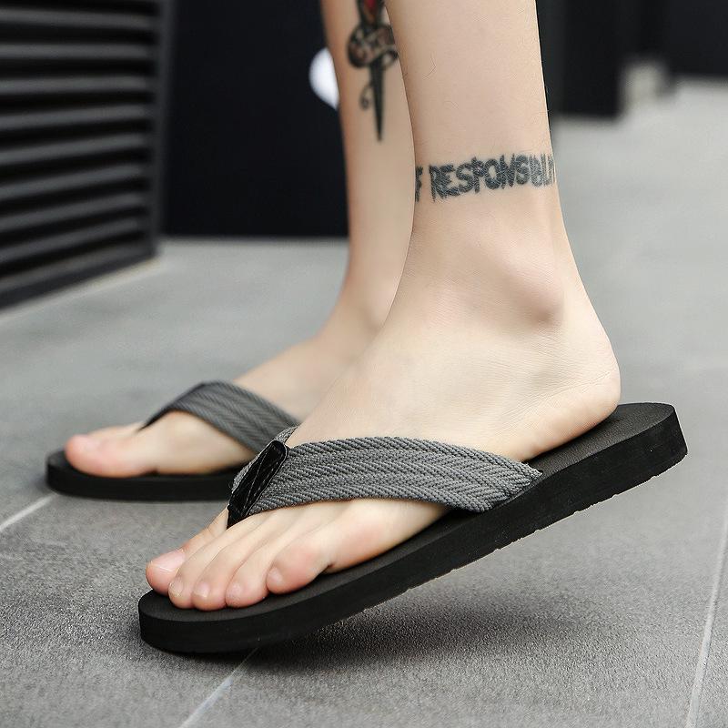 Summer British Flip-flops Men's Korean Slippers Men's Non-slip Clip Drag Beach Shoes Large Size Sandals Tide Foreign Trade