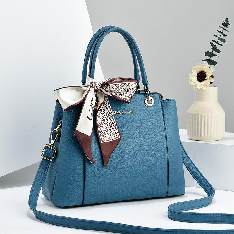 Bag messenger bag women's new women's mother bag Korean version middle-aged women's bag shoulder women's bag wholesale
