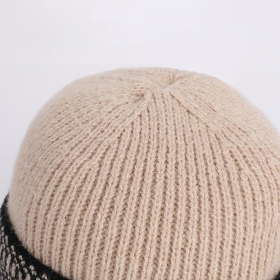 Riding Hat Soft Plush Inner Wide Brim Ear-Protecting Knitting Baseball