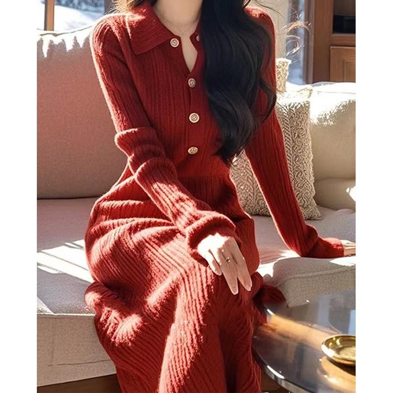 Elegant Thickened Red Knit Lapel Dress for Winter, Ideal for Pear-Shaped Figures, Red Tea Style, Layered Under Coats
