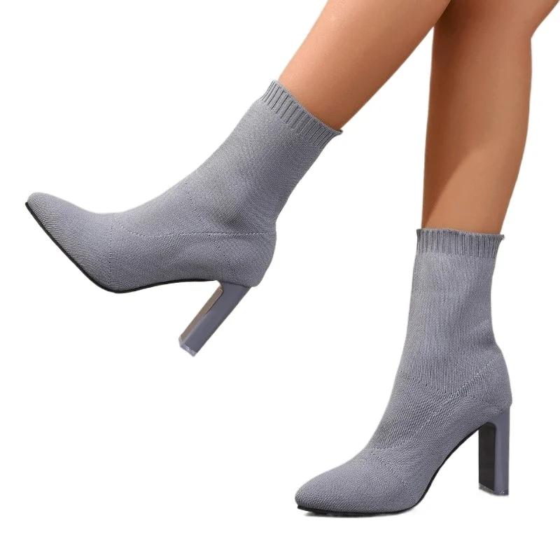 Fashion 2024 Winter High-quality Women's Shoes New Fashion Solid Color Pointed Toe Cloth Short-barrel Women's High-heeled Boots