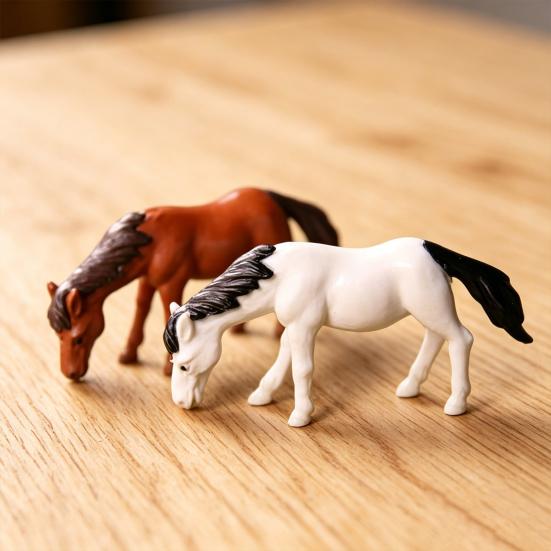 Micro Landscape Ornaments Realistic Horse Miniature Waterproof Small Horse Figurine for Moss Gardens Fish Tanks Desk Decor
