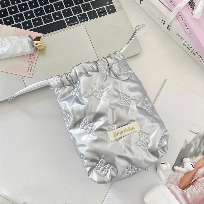 Sweet  Drawstring Cosmetic Bag Solid Color Love Heart Bow Pattern Organizer Candy Color Portable Travel Makeup Case as the picture