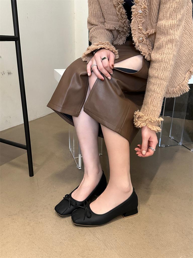 Off-white Bow Square Head Light Mouth Thick Heel Single Shoes Women's Gentle Soft Leather Grandma Shoes