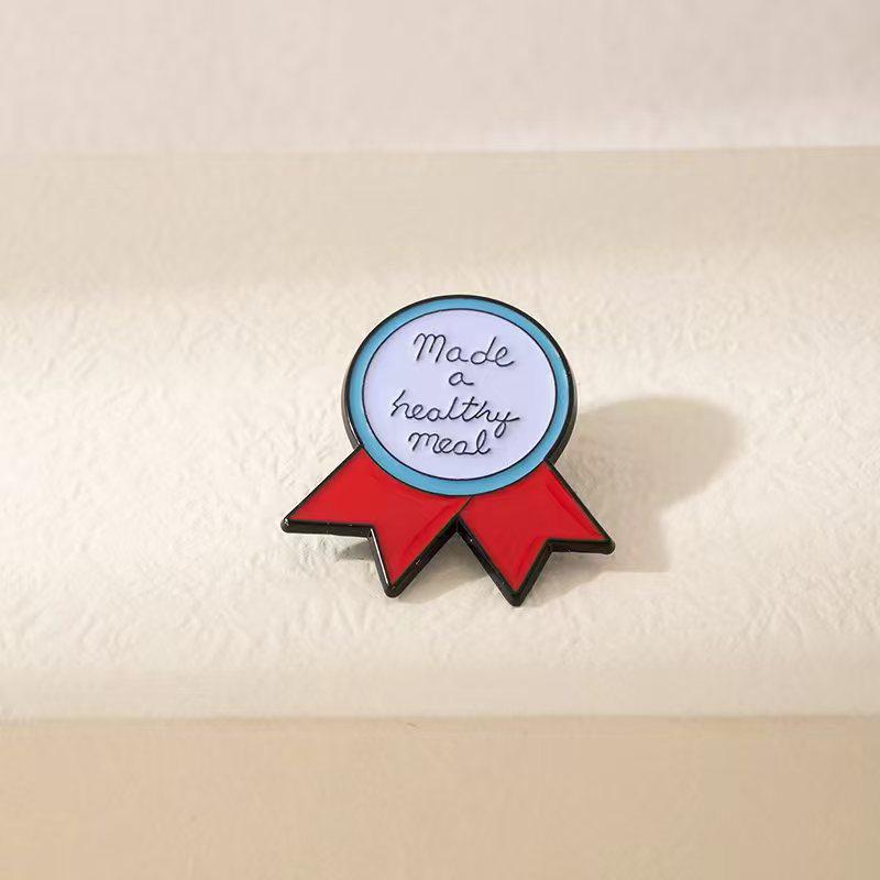 Zinc Alloy English Letter Brooch: Colorful, Personalized Badge Ornament